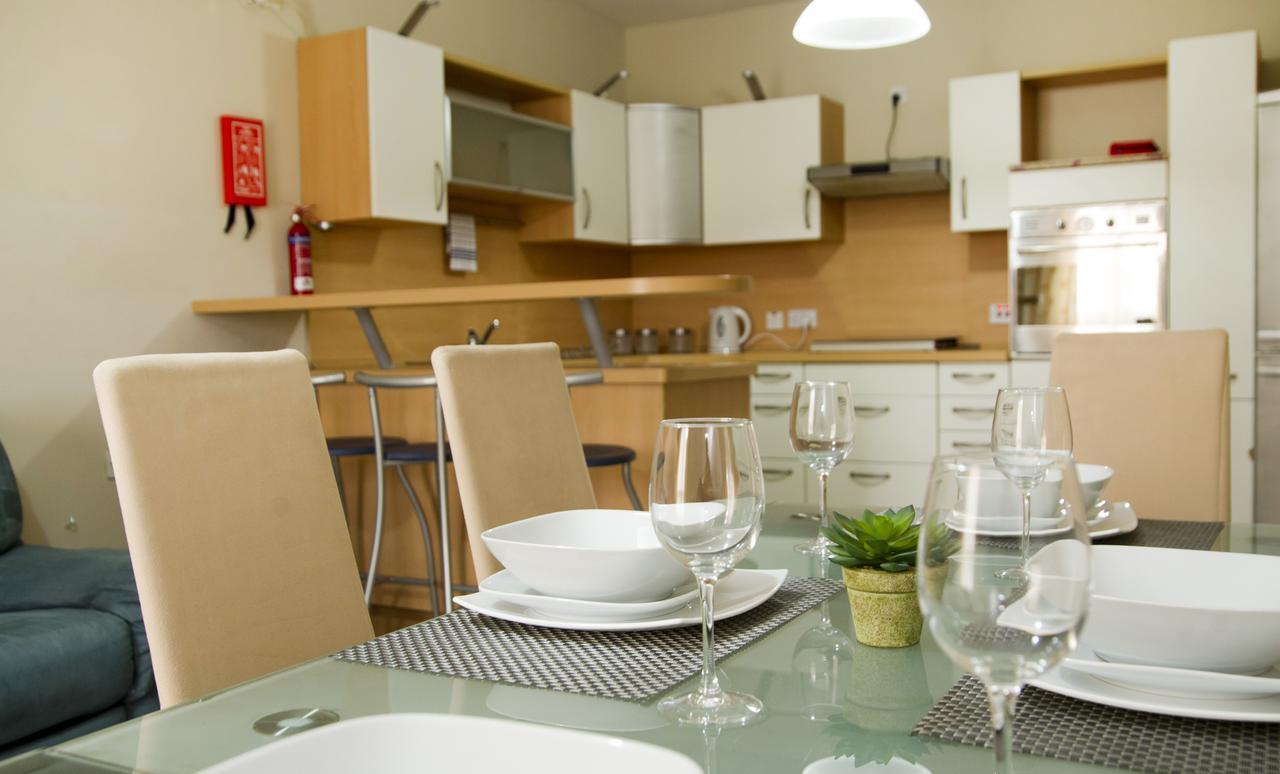 No 6 Poseidon Apartment Сент Джулианс Экстерьер фото